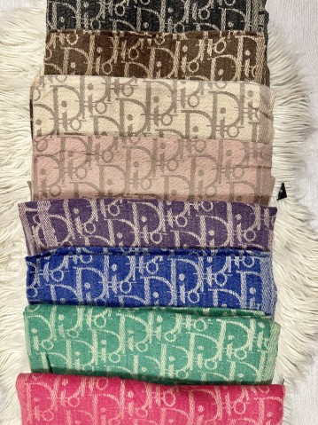 Sciarpone fantasia scritte