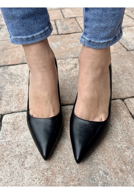 Decoltè a punta pelle NERE tacco basso BH2376