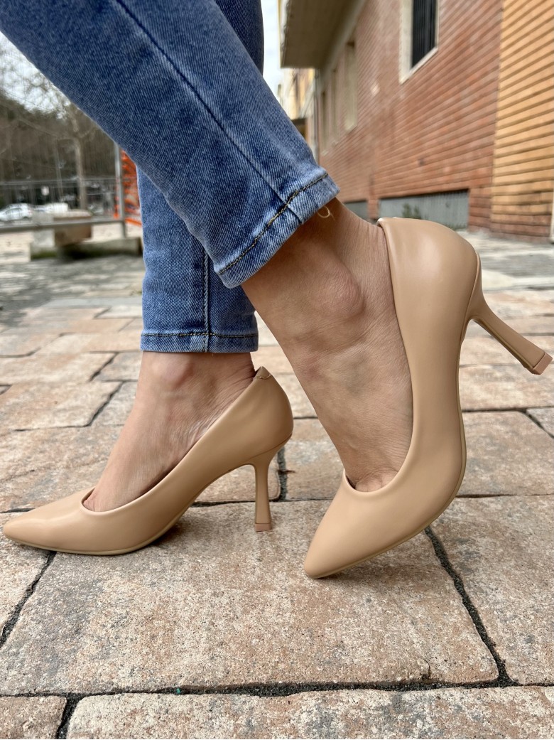 Decoltè a punta pelle NUDE tacco basso BH2376