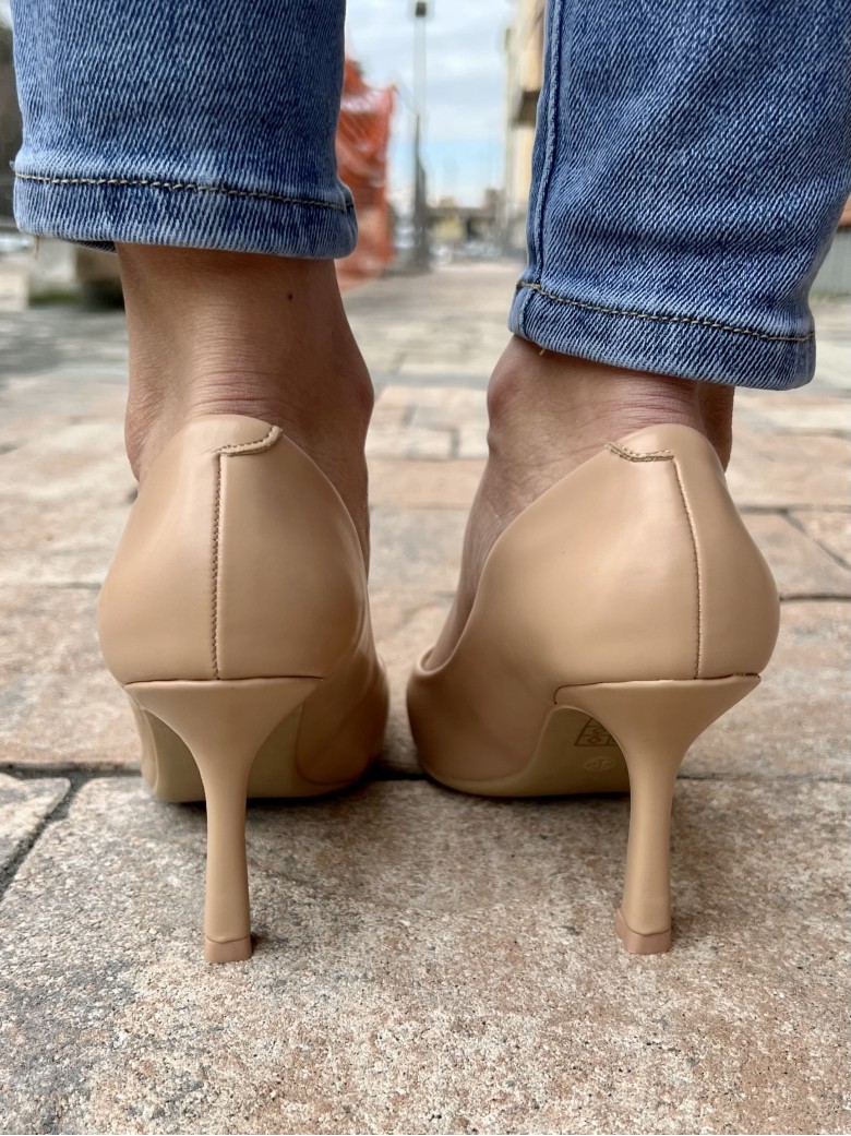 Decoltè a punta pelle NUDE tacco basso BH2376